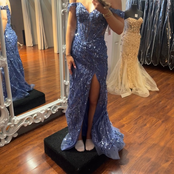 Ellie Wilde Prom Dress - Picture 7 of 7